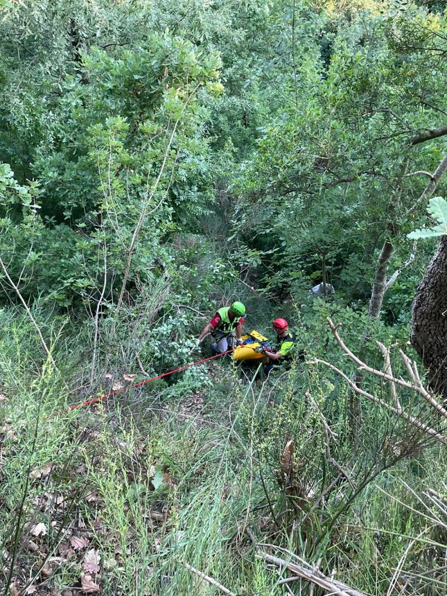 Recuperato il cadavere del 64enne scomparso, decisivo il ritrovamento di una borsetta