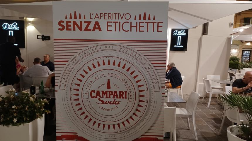 Selfie e Campari, il distretto del divertimento