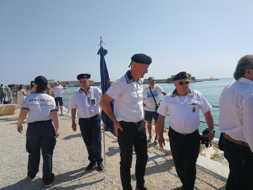 Idrovolanti al porto turistico di Termoli