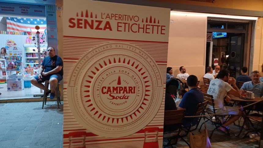 Selfie e Campari, il distretto del divertimento