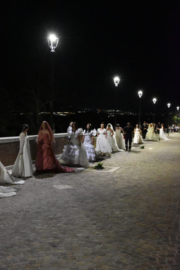 Sfilata di abiti da sposa a San Martino in Pensilis