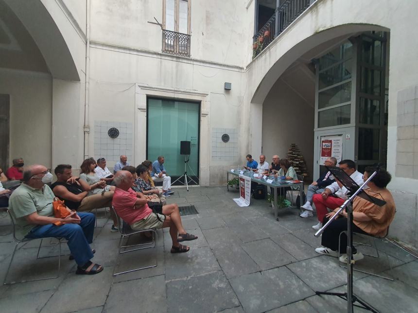 L'occupazione delle terre nel basso Molise, una pagina politica