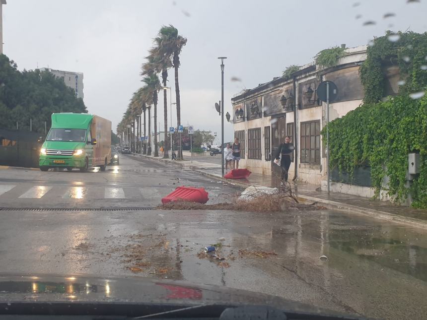 Il maltempo sulla costa