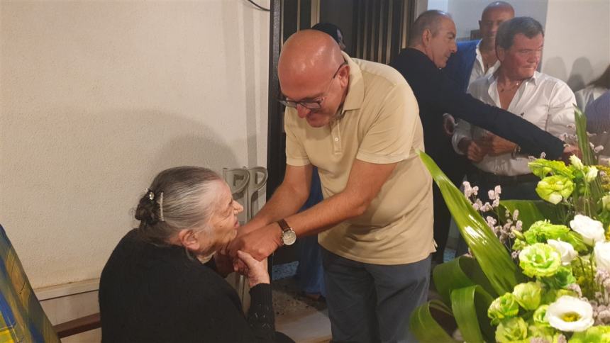 100 anni di zia Isolina: i festeggiamenti