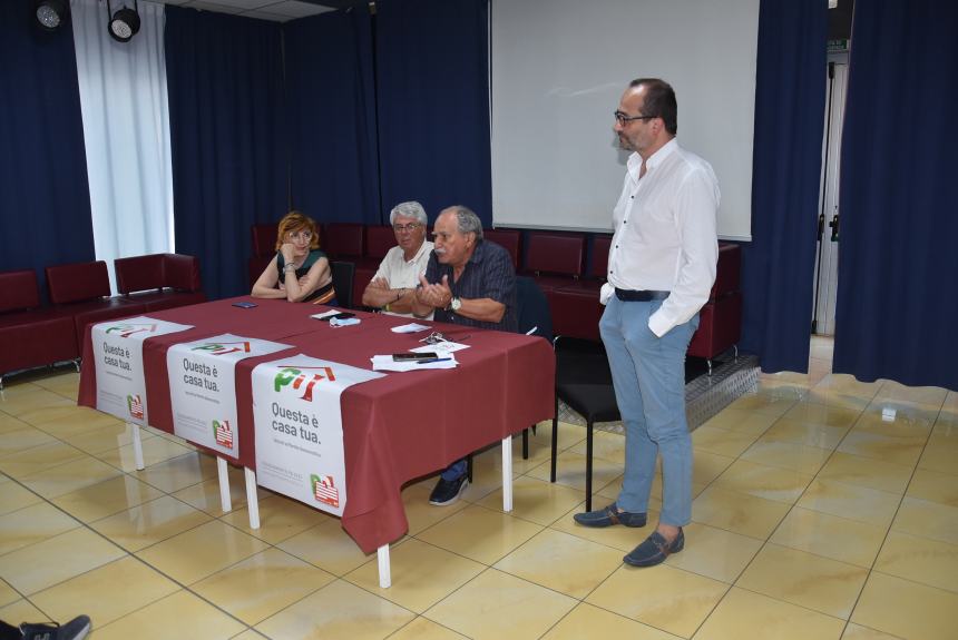 L'assemblea dem a "La Vida"