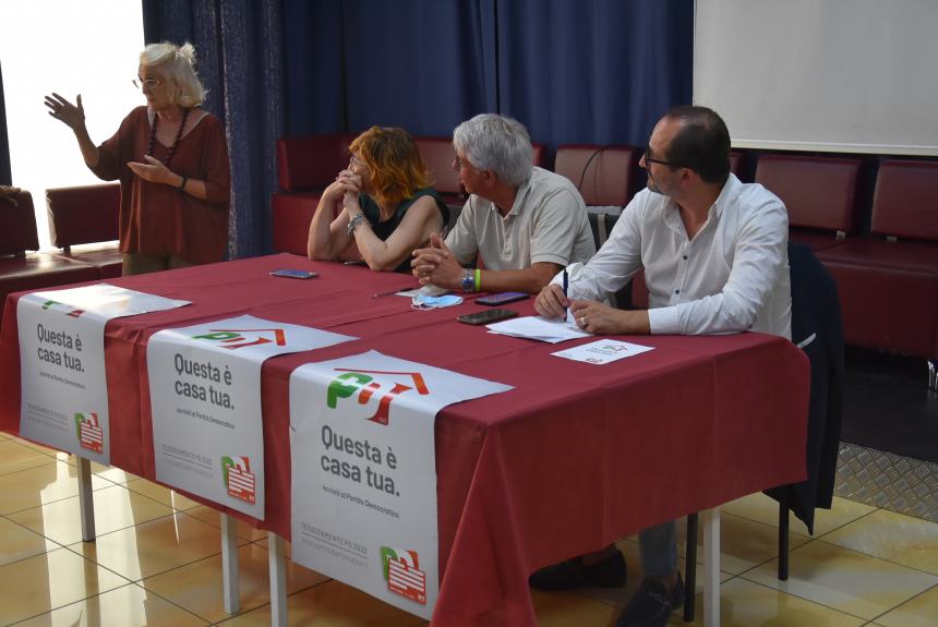 L'assemblea dem a "La Vida"