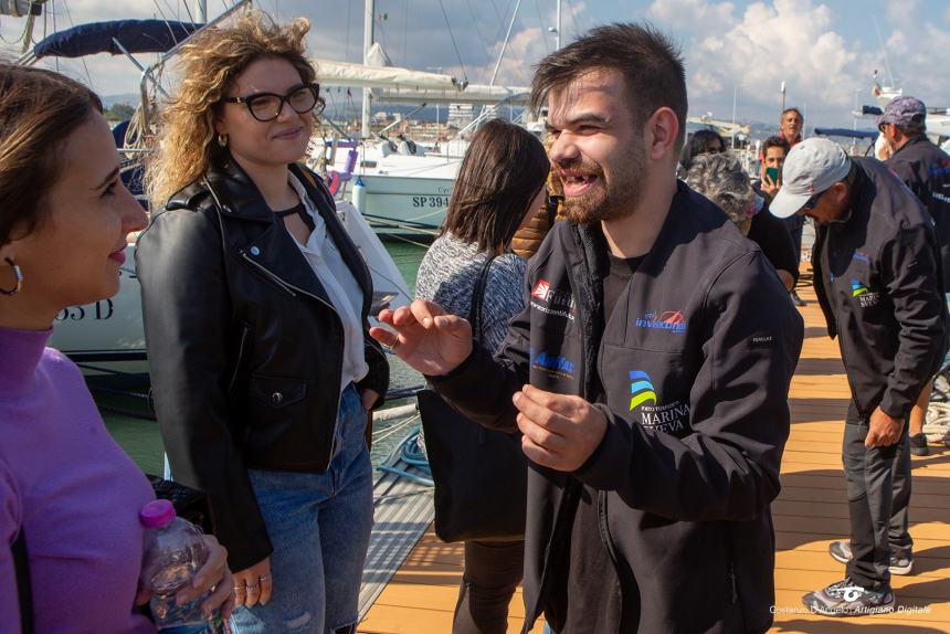 La gioia al ritorno dalla Barcolana di Sofia, Manuel, Francesco, Antonella e Nicola