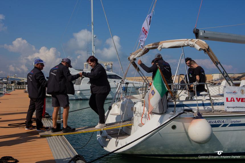 La gioia al ritorno dalla Barcolana di Sofia, Manuel, Francesco, Antonella e Nicola