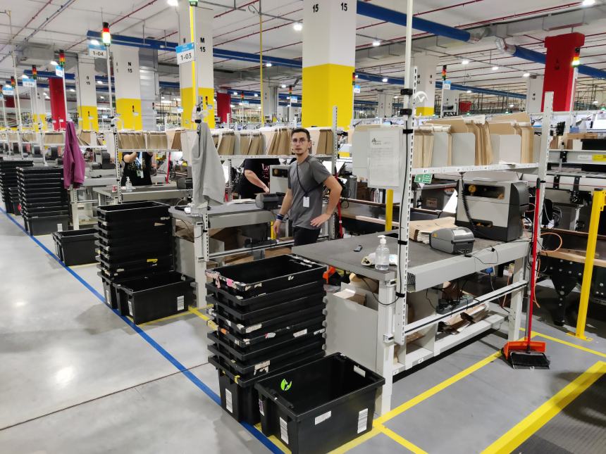 Amazon di San Salvo: "Tecnologia e sicurezza per migliorare la qualità del lavoro"