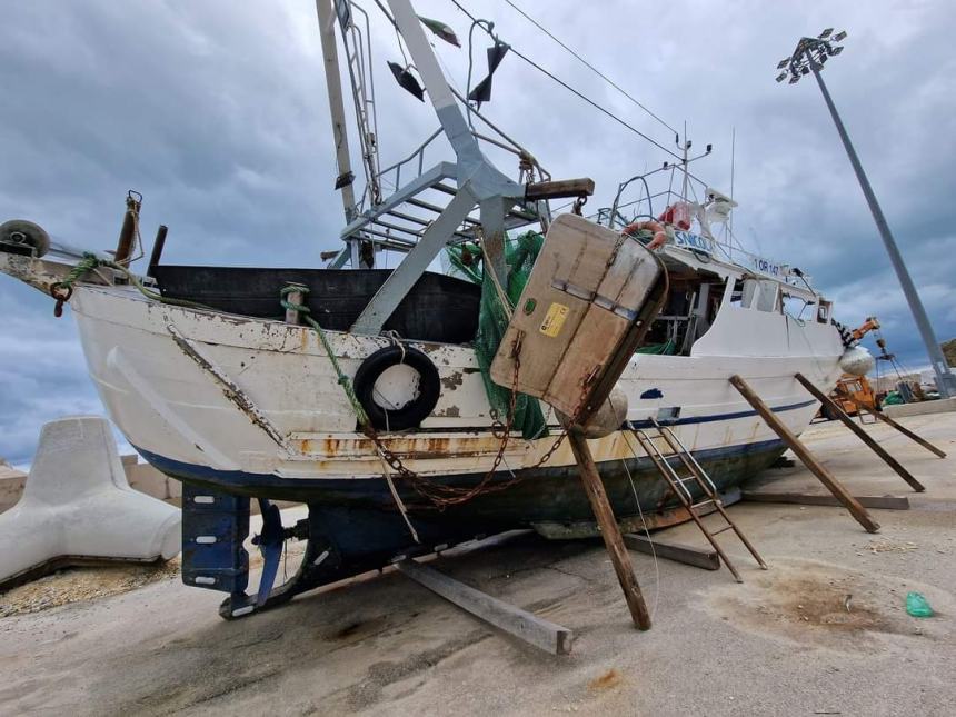 Peschereccio affondato al porto di Vasto, la marineria lancia una raccolta fondi