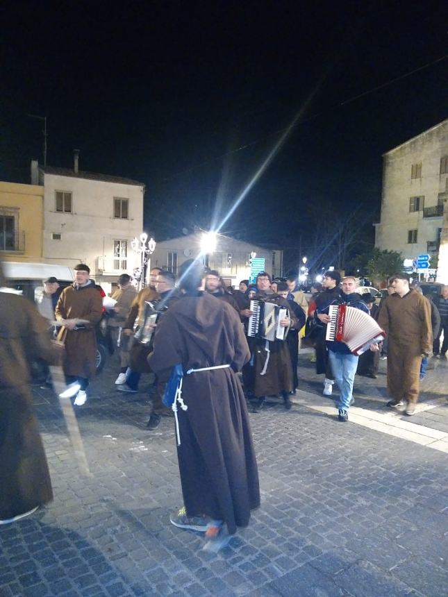 A San Buono paese in festa con i tradizionali canti di Sant'Antonio