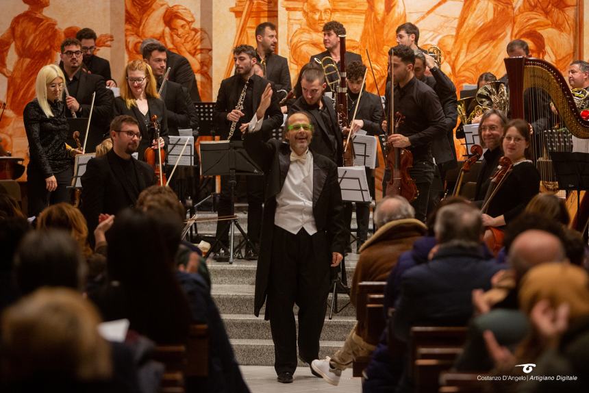 Emozioni al concerto di Capodanno a Vasto: "La musica apre le menti e i cuori"