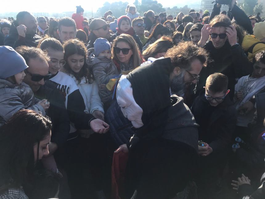 In tantissimi in spiaggia per "La Befana vien dal mare"