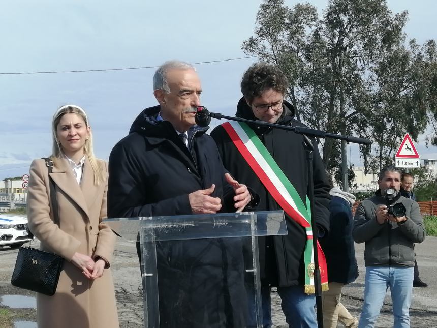 Punta Penna: al via il cantiere per una nuova rotatoria “utile al traffico industriale”