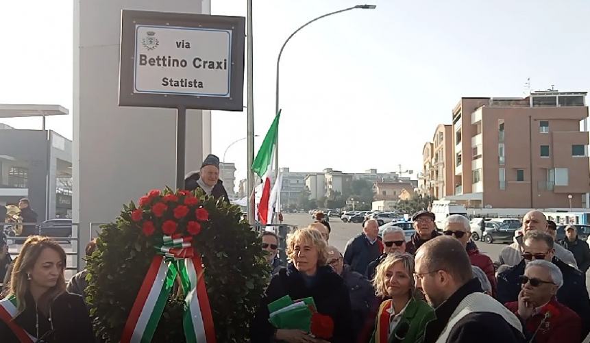 Una via per Craxi a San Salvo: "Ha dedicato la vita al bene del suo paese"