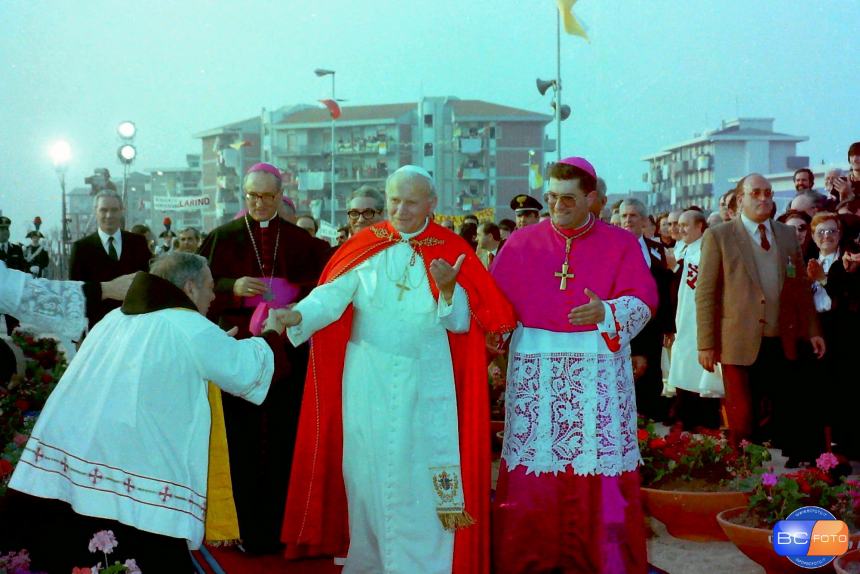 La visita di Giovanni Paolo II: 19 marzo 1983, i ricordi di un giorno indimenticabile