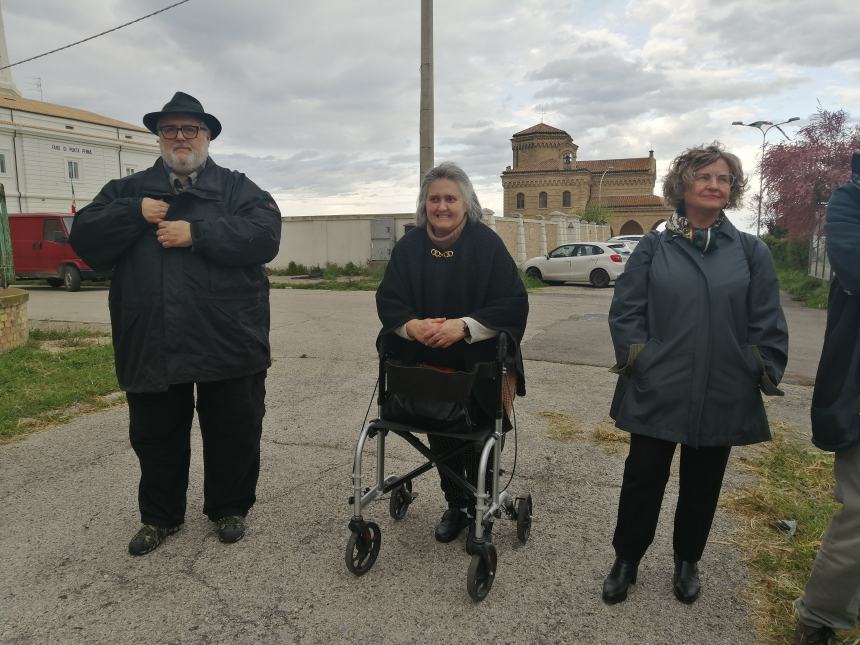 Miasmi di Punta Penna: "Siamo stufi di vivere il disagio degli odori molesti"