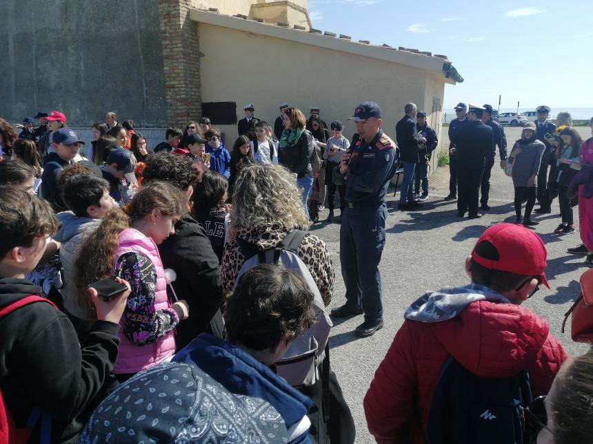 Studenti protagonisti della Giornata del Mare, Varone: “Porto destinato a crescere”