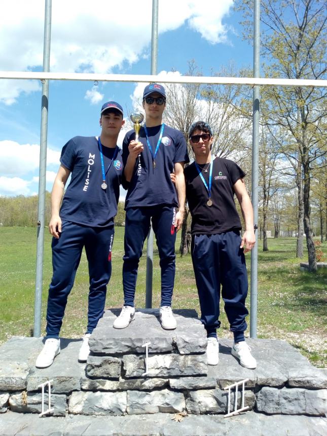 Campionati regionali di tiro a volo: a medaglia gli studenti dell’Alfano