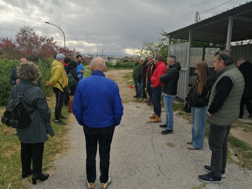 Miasmi di Punta Penna: "Siamo stufi di vivere il disagio degli odori molesti"