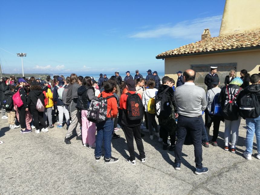 Studenti protagonisti della Giornata del Mare, Varone: “Porto destinato a crescere”