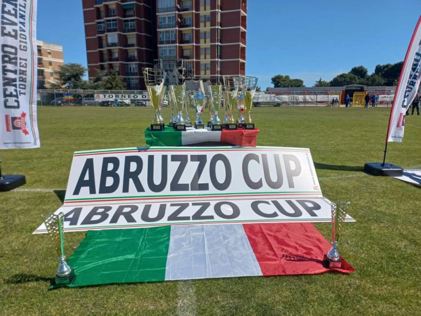 L'inaugurazione dell'Abruzzo Cup allo Stadio Aragona di Vasto 