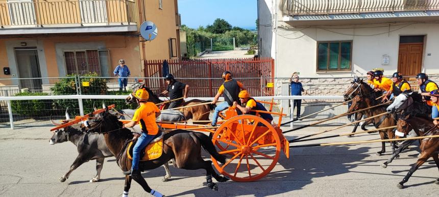 Carrese di Portocannone: in trionfo i colori arancioni degli Xhuventjelvet