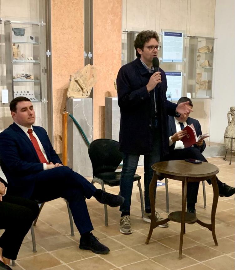 Inaugurata la mostra di Carlo d'Aloisio da Vasto: "Legato alla sua città"