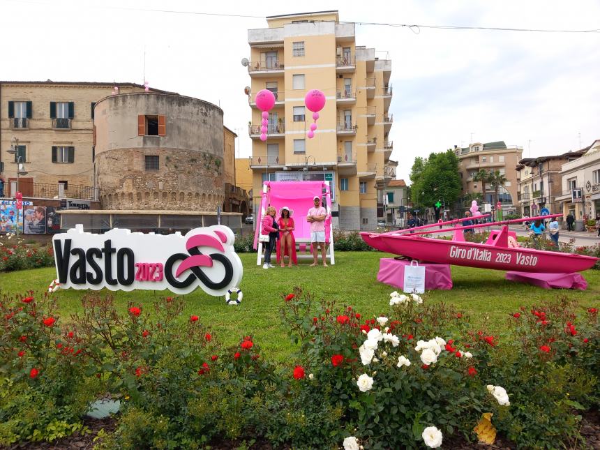 Giro d'Italia a Vasto, i corridori: "La Costa dei Trabocchi è fantastica"