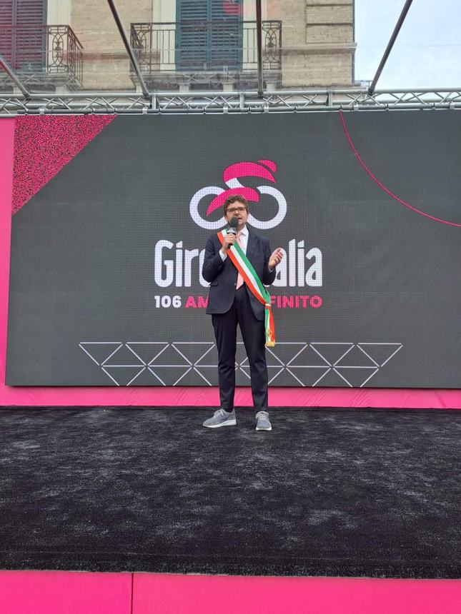 "La partenza del Giro d'Italia a Vasto un momento unico di sport"