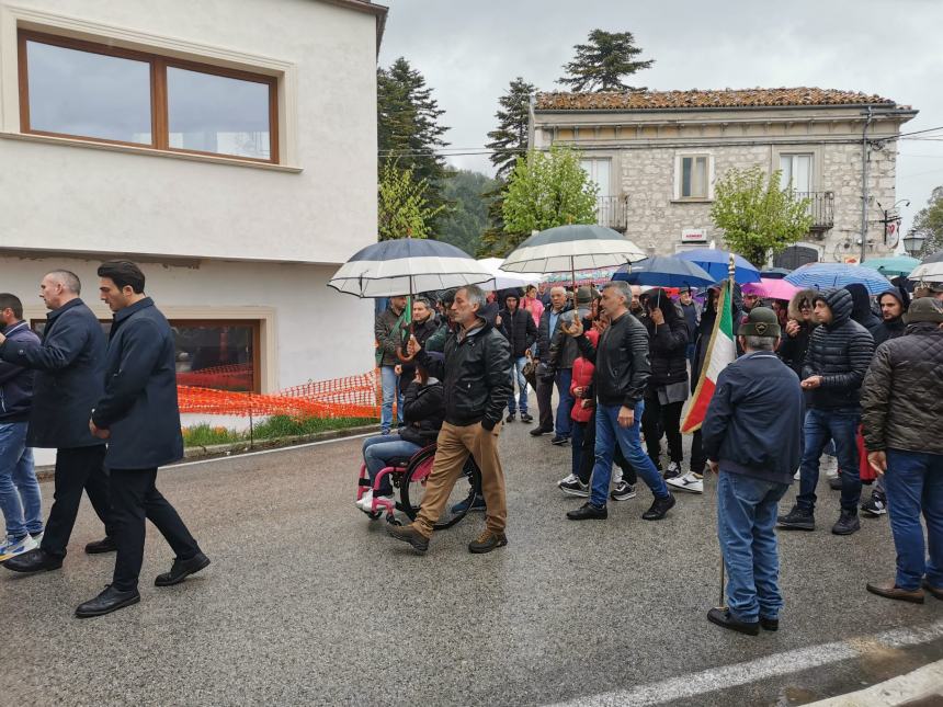 Chiesa gremita per l'ultimo saluto a Daniele Casciato: "Un ragazzo d'oro, amico di tutti"