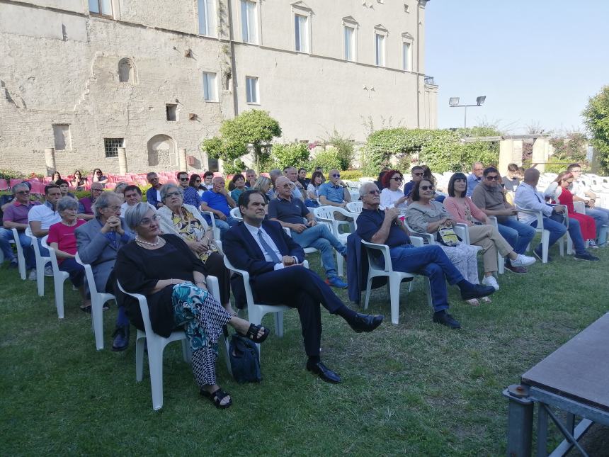 Consegnate le benemerenze ai soci Avis: "Donare è un gesto d'amore per la comunità"