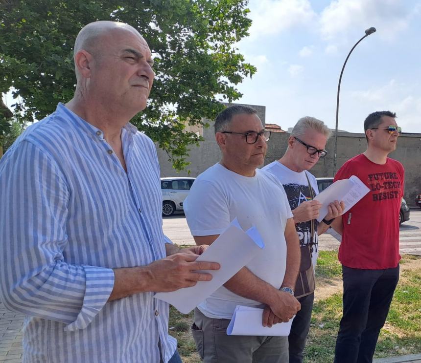 "Da 2 anni devono essere terminati i lavori al terminal bus: mancano bagni e sicurezza"