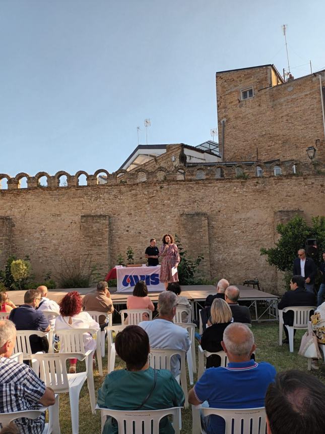 Consegnate le benemerenze ai soci Avis: "Donare è un gesto d'amore per la comunità"