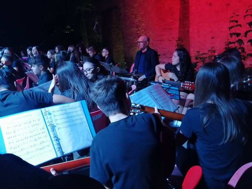 Emozioni ai Giardini d’Avalos grazie all'Orchestra giovanile Rossetti 