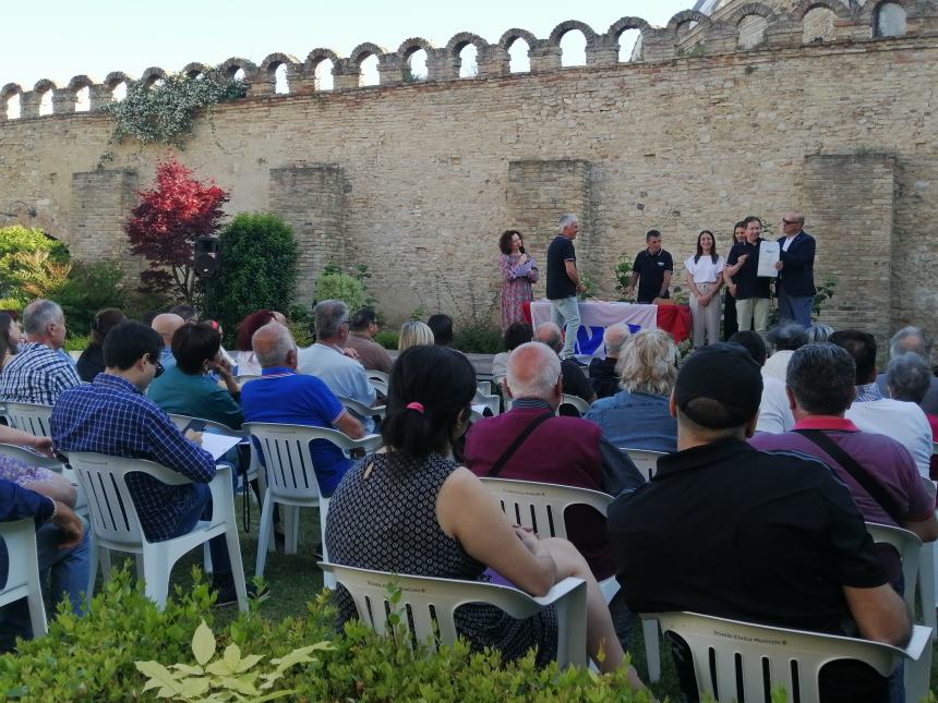 Consegnate le benemerenze ai soci Avis: "Donare è un gesto d'amore per la comunità"