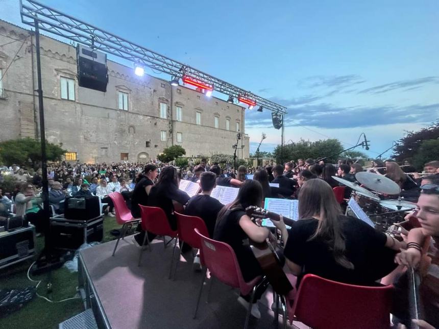 Emozioni ai Giardini d’Avalos grazie all'Orchestra giovanile Rossetti 