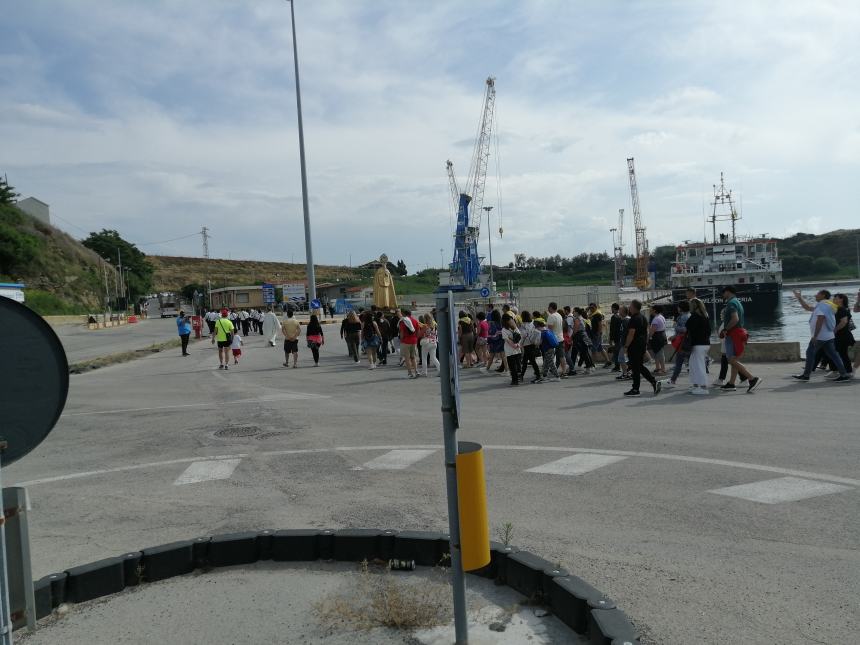 Dopo 8 anni di stop è tornata la processione di San Nicola della Meta