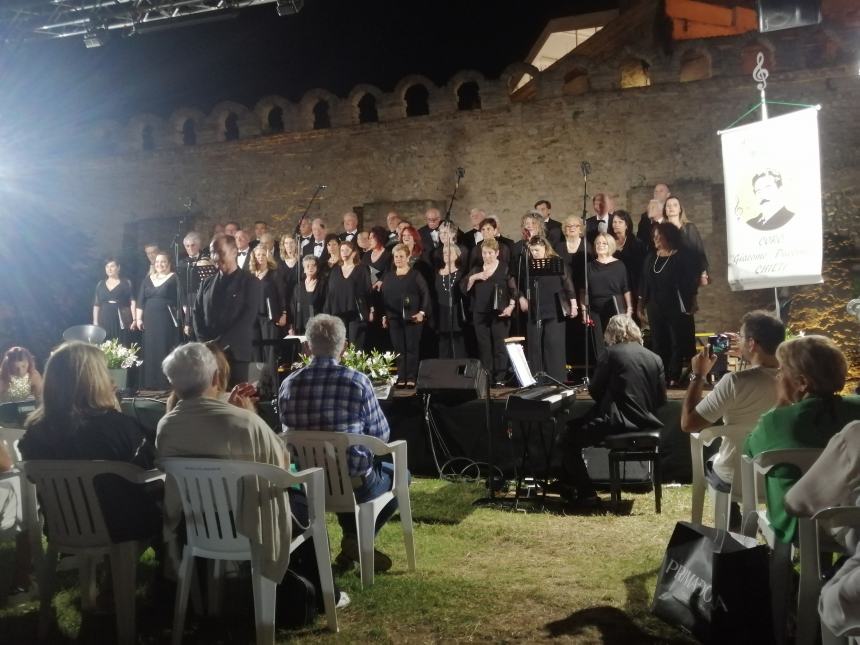 Emozioni ai Giardini d'Avalos grazie al coro "Giacomo Puccini" di Chieti 