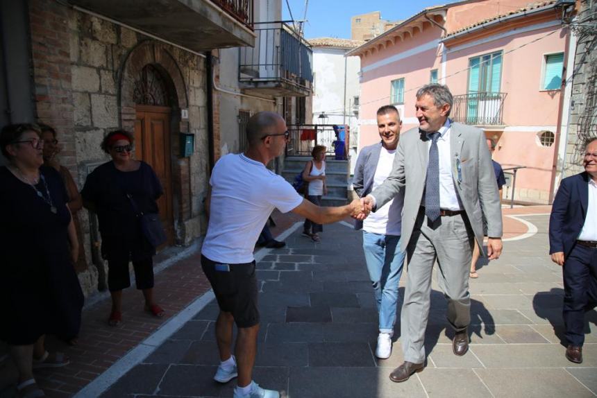 Il Presidente Marco Marsilio in visita al Comune di Dogliola e Fresagrandinaria