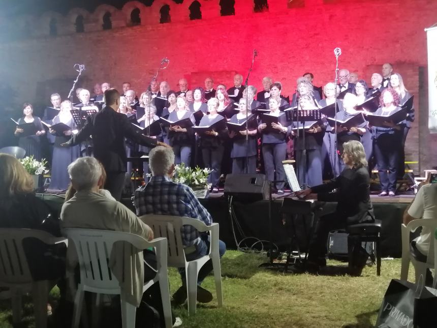 Emozioni ai Giardini d'Avalos grazie al coro "Giacomo Puccini" di Chieti 