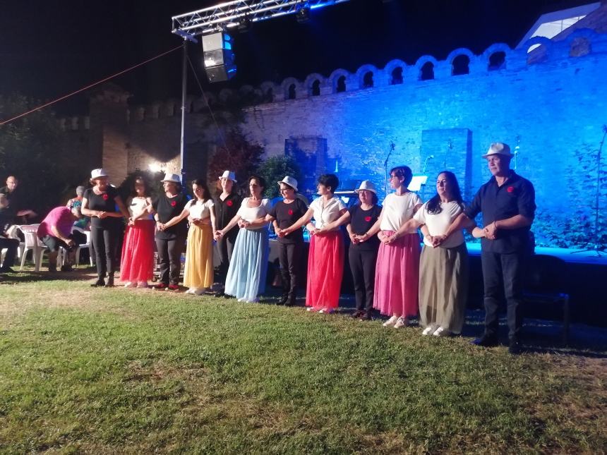 Emozioni ai Giardini con "Borgh'n Folks", organizzato a Vasto da "Voci del Vastese" 