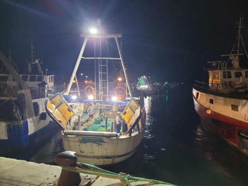 Imbarcazioni escono per la Sagra del pesce