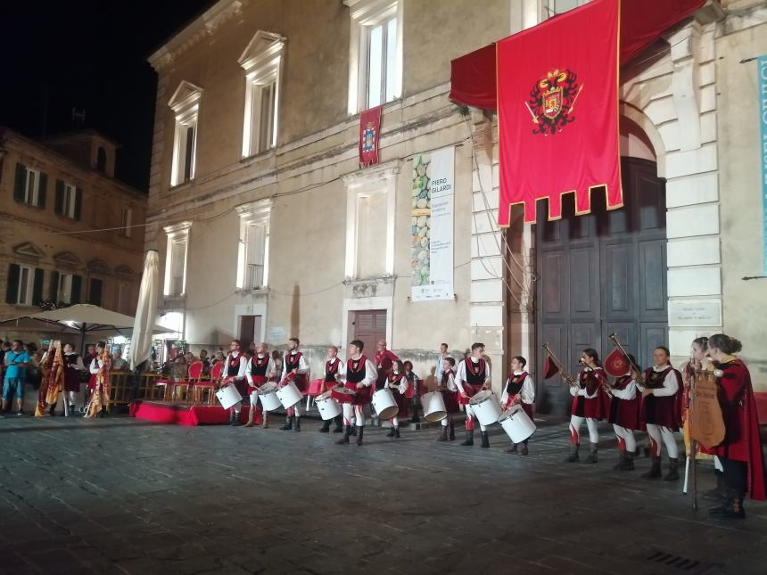 Circa 200 figuranti al corteo del Toson d'oro: rinnovata la tradizione a Vasto