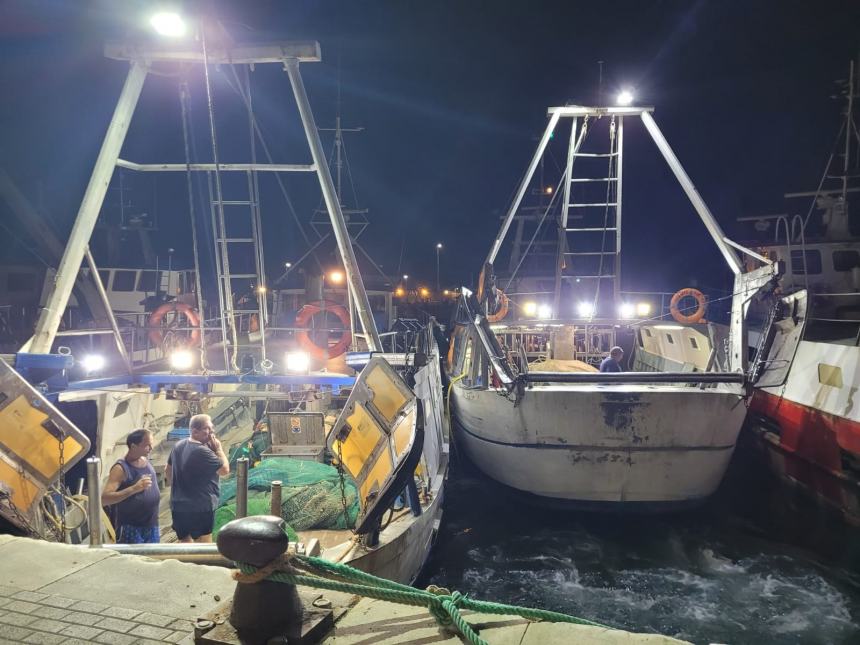 Imbarcazioni escono per la Sagra del pesce