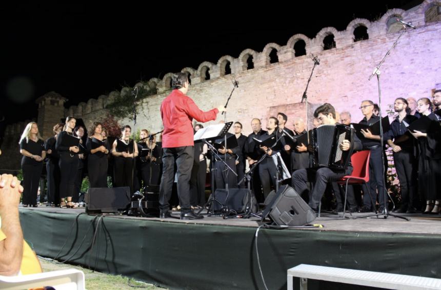 Il Coro Polifonico Histonium di Vasto racconta i suoi 50 anni di attività con un concerto