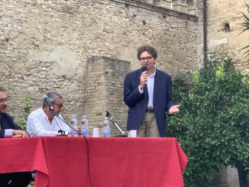 Il segretario del Psi Maraio a Vasto: “Lavoriamo per un grande partito Socialdemocratico”