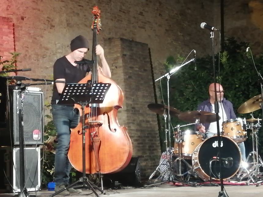 Standing ovation ai Giardini per il tributo ad Angelo Canelli con il Claudio Filippini Trio