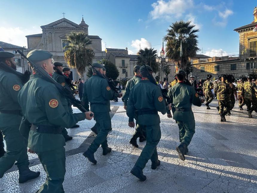 La  Brigata Marina San Marco omaggia Vasto nella festa di San Michele