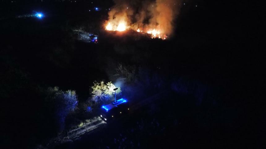 Divampa un incendio a Rio Vivo-Marinelle